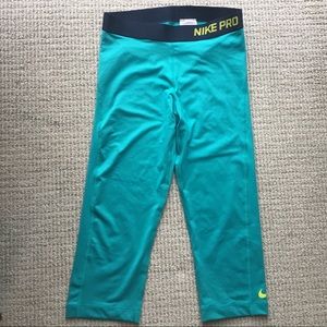 Nike Pro M Legging Crop Teal